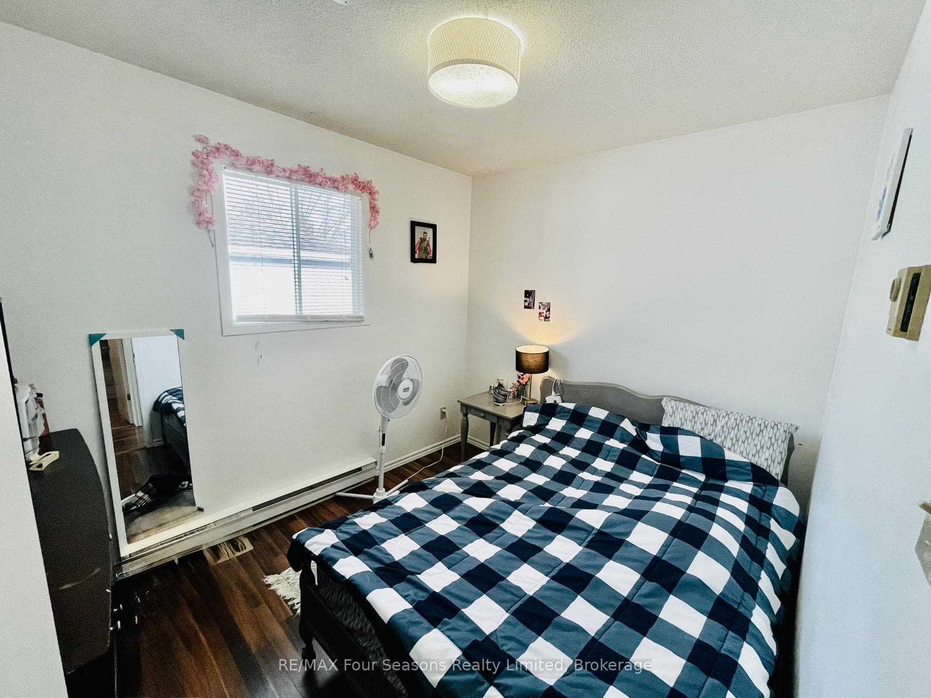 57 Courtice Crescent Unit Upper photo 6