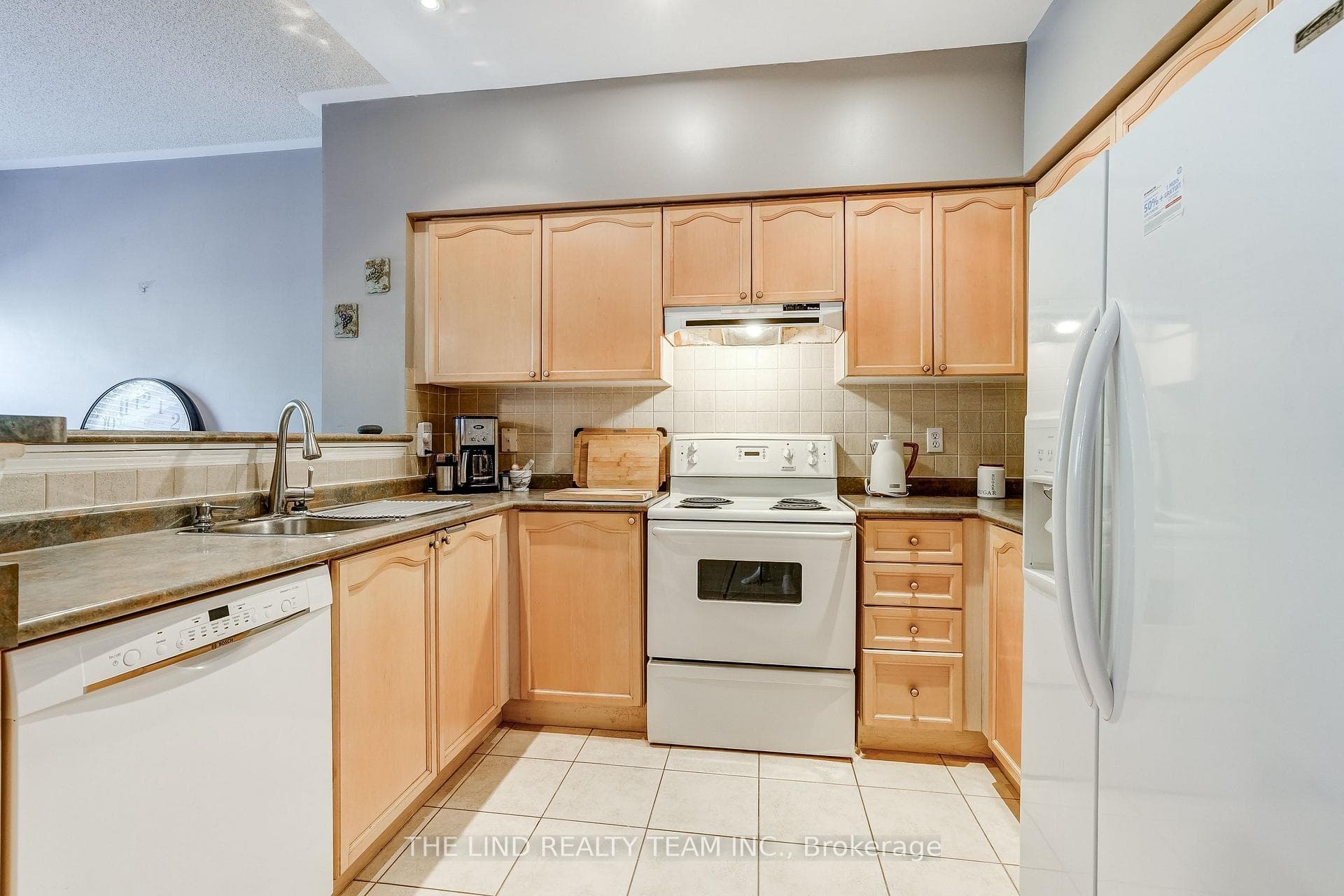 29 Tuscana Boulevard photo 10