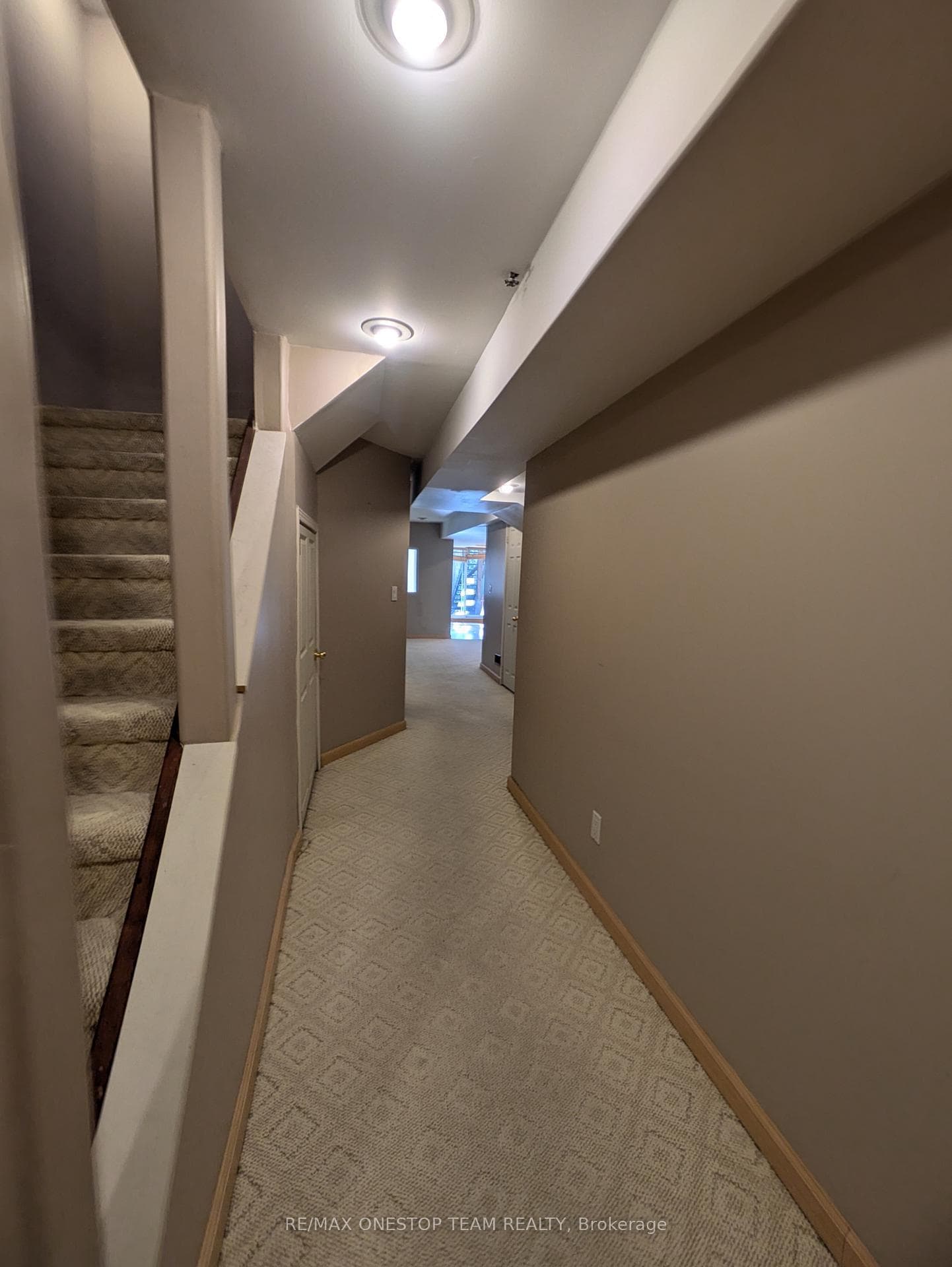 325 Ravineview Way photo 14