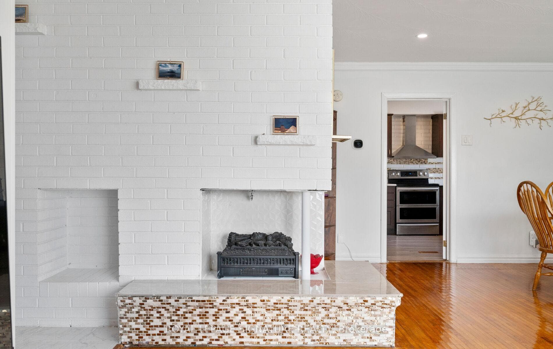 60 Hinton Road photo 12