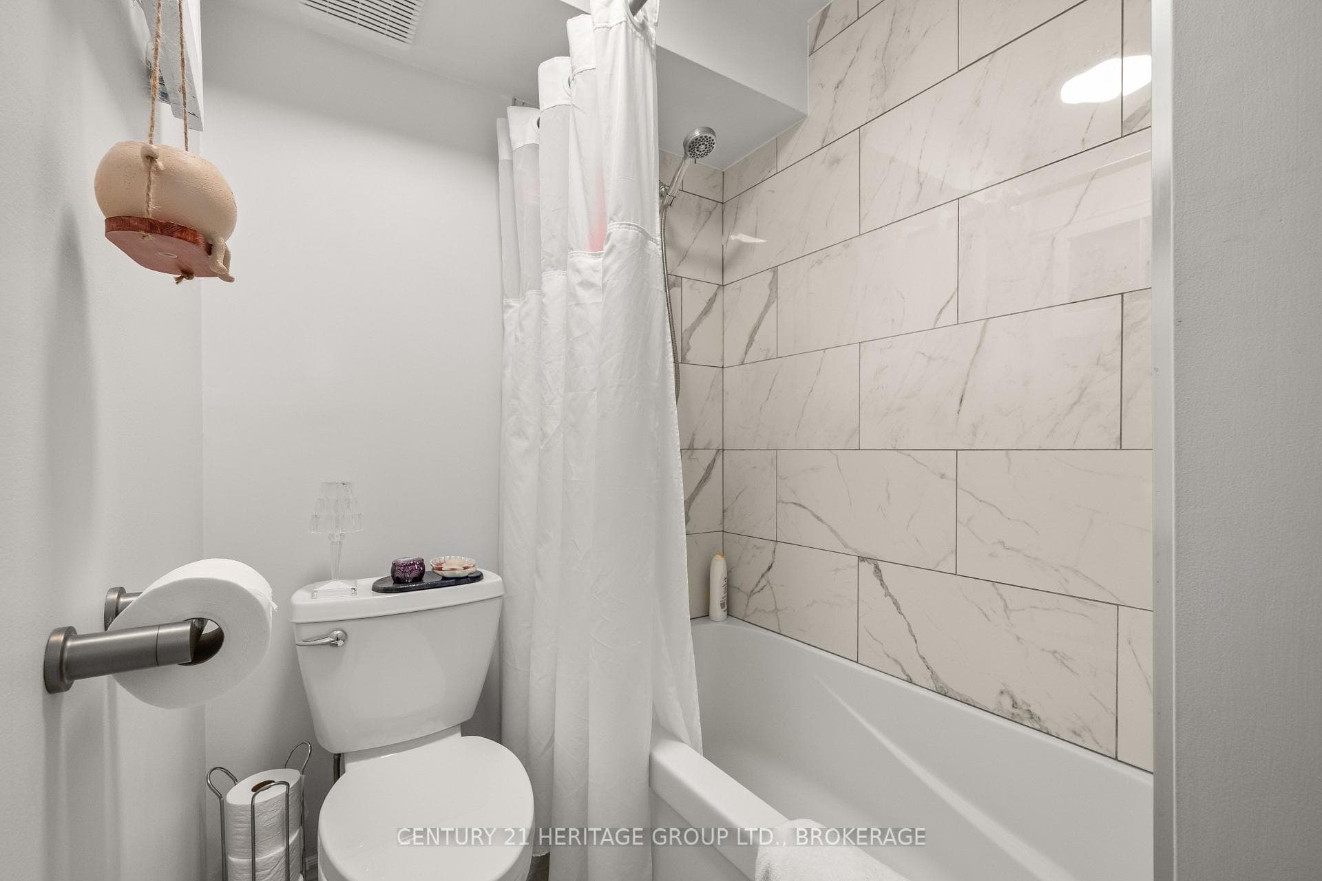 573 Armstrong Road Unit 114 photo 21