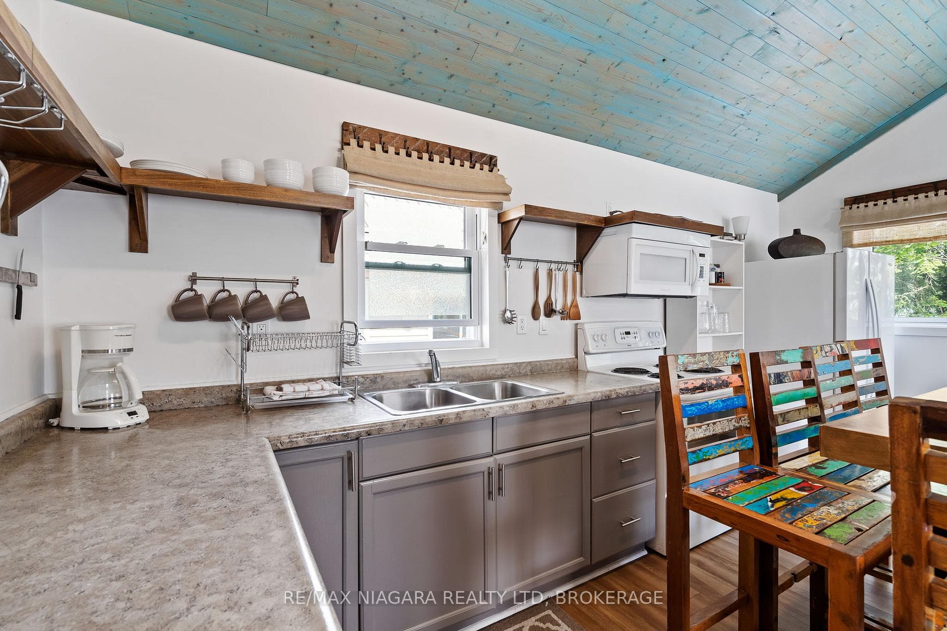 12343 Lakeshore Road photo 20