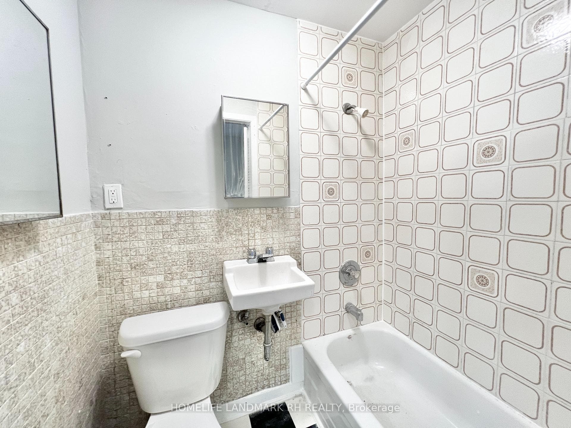 89 Waverley Road photo 9