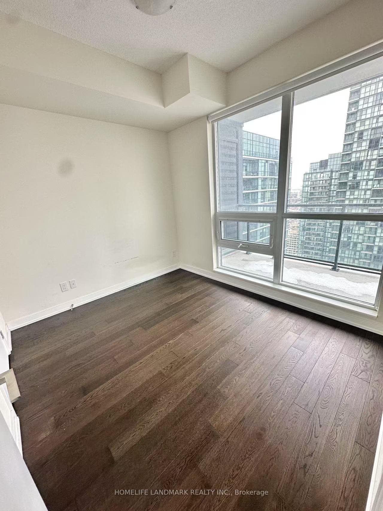 510 Curran Place Unit 3507 photo 3