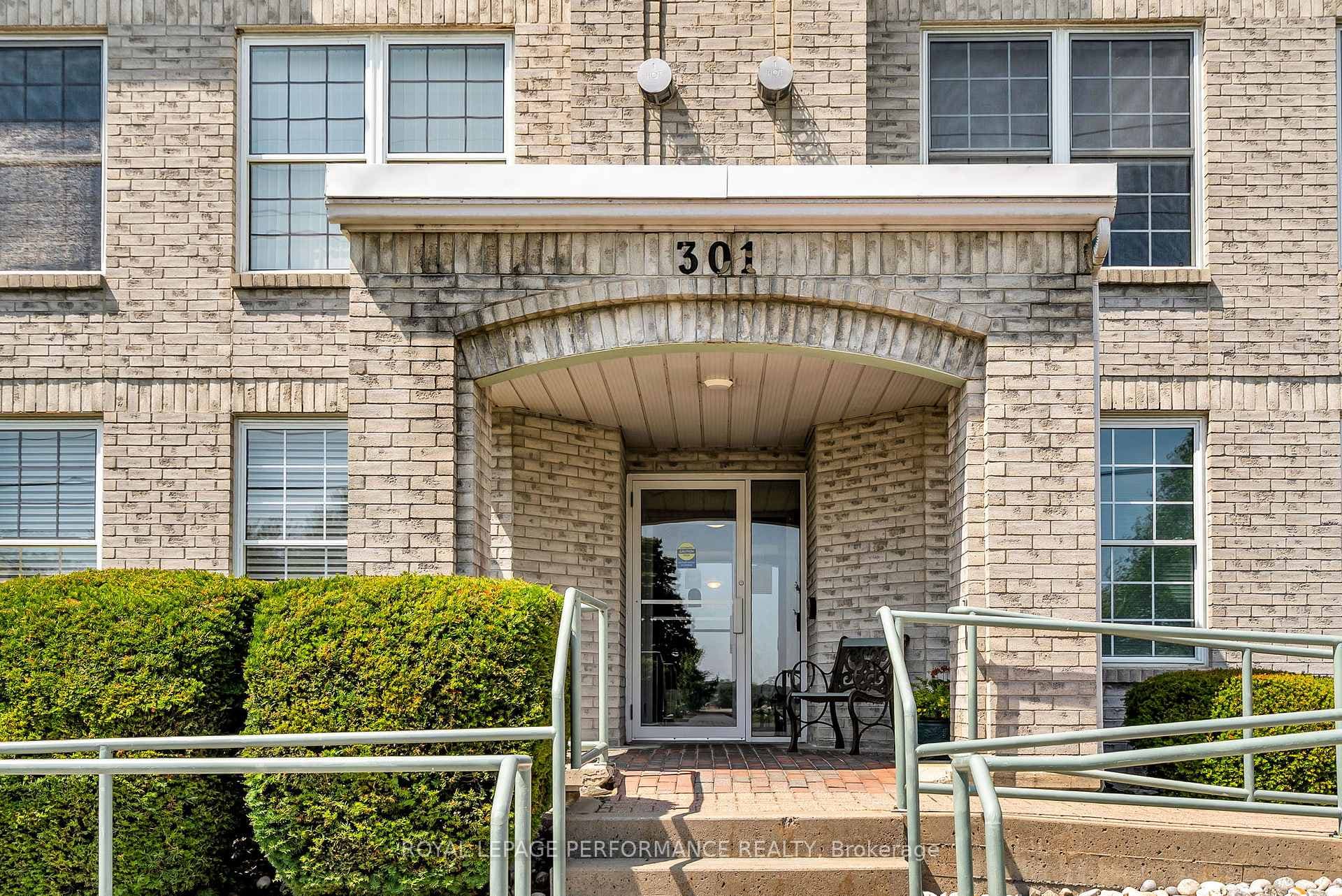 301 Water Street Unit 104 photo 4