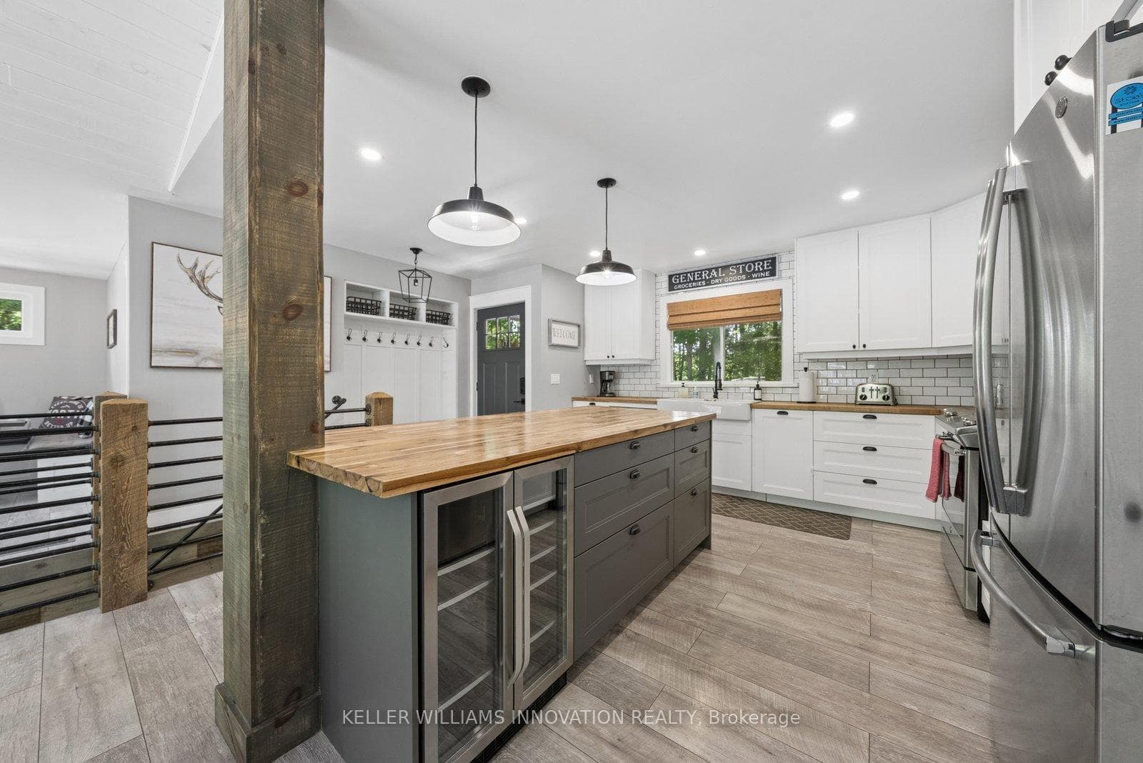 371 Skene Road photo 5