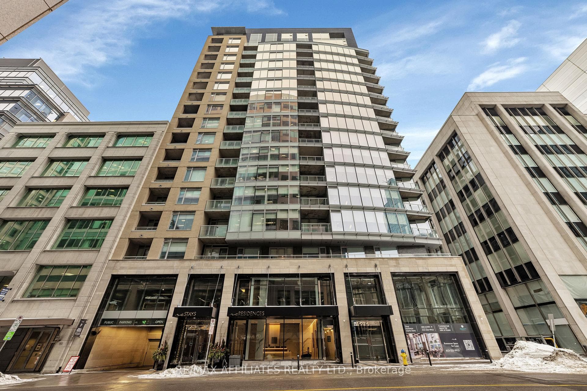 101 Queen Street Unit 902 photo 1