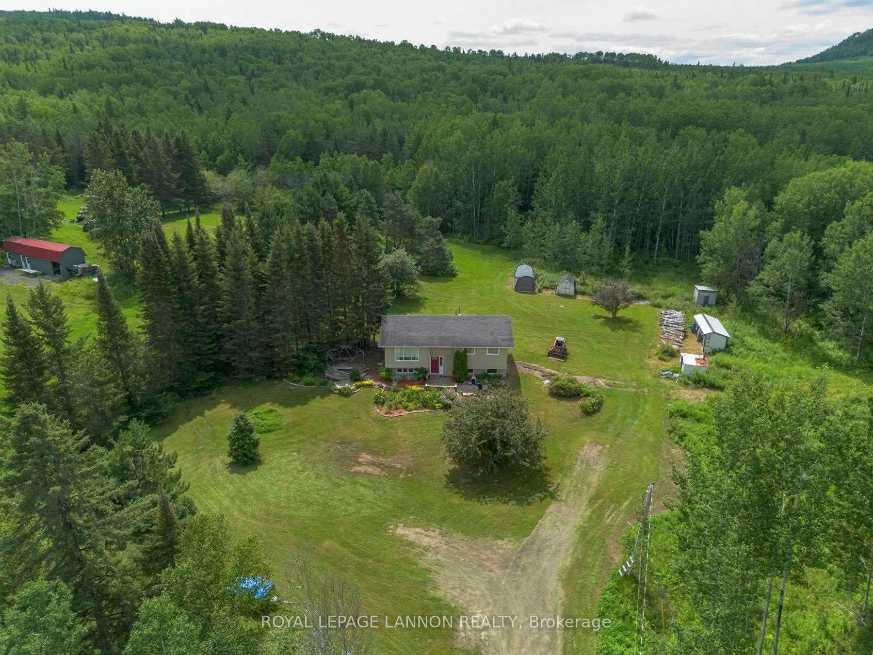 1155 Candy Mountain Dr photo 4