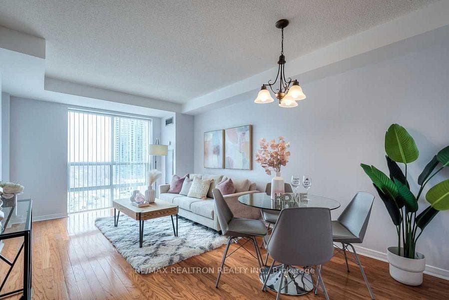 22 Olive Avenue Unit 1112 photo 3