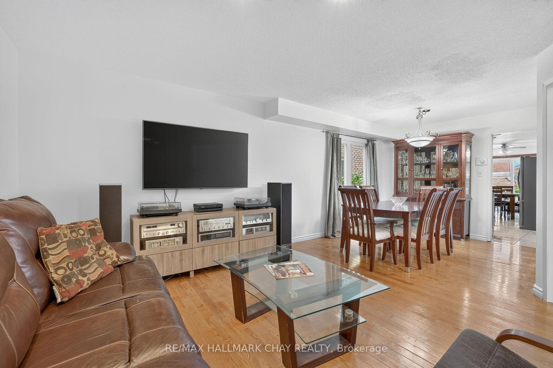 76 Donna Drive photo 13