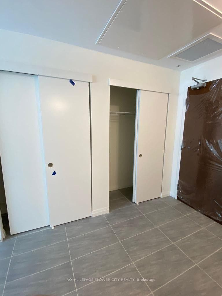 108 Garment Street Unit 402 photo 9