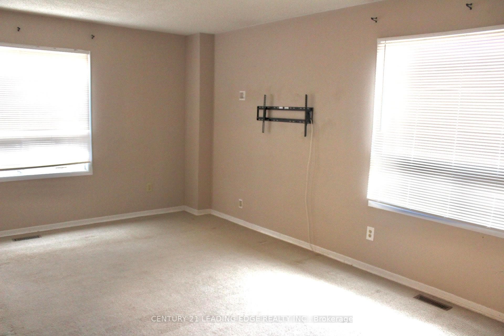 5 Bowers Court photo 5