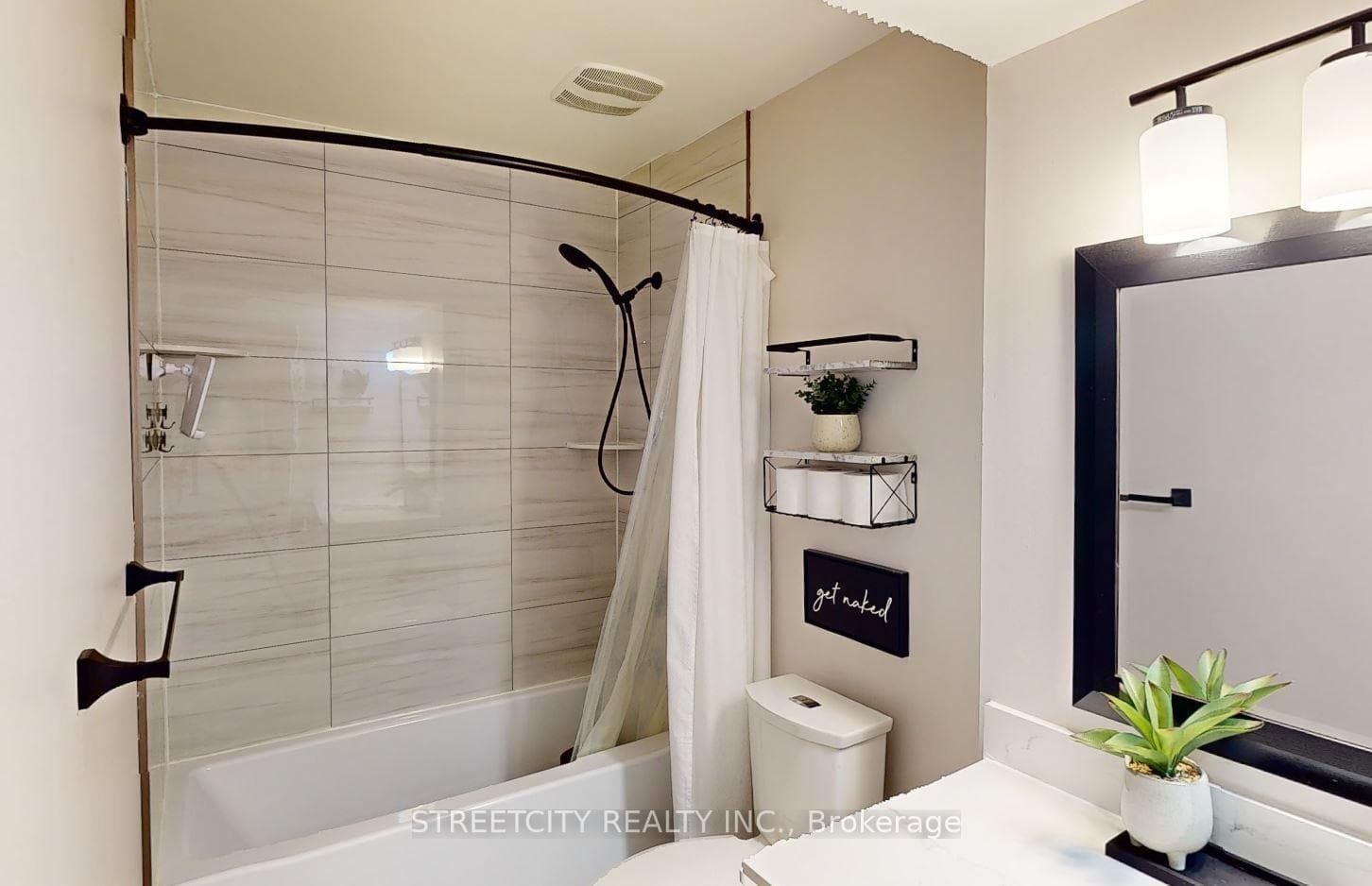 295 Walmer Grove photo 34
