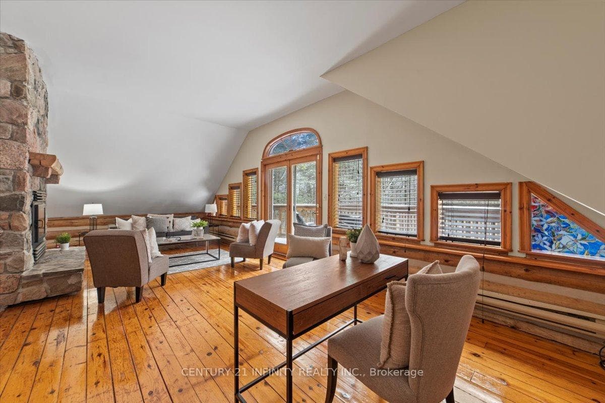 2296 Boundary Road photo 17
