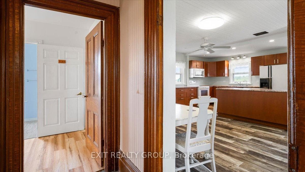 837 Casey Road photo 10