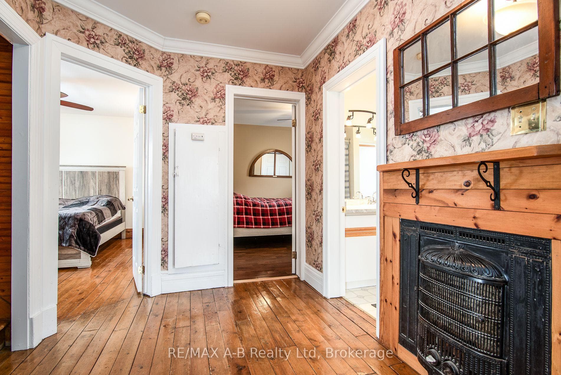 56 West Gore Street photo 32