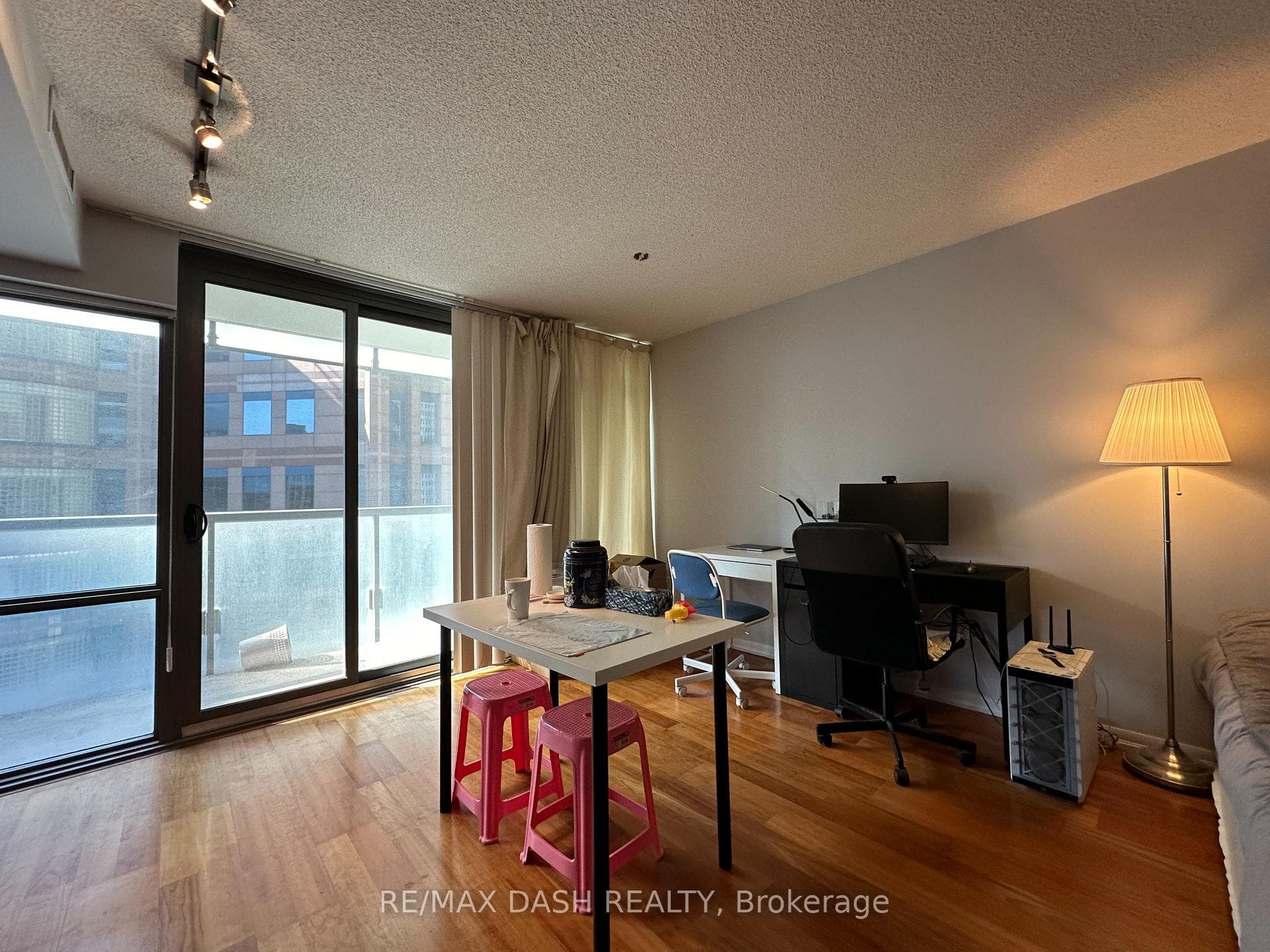 38 Grenville Street Unit 705 photo 6