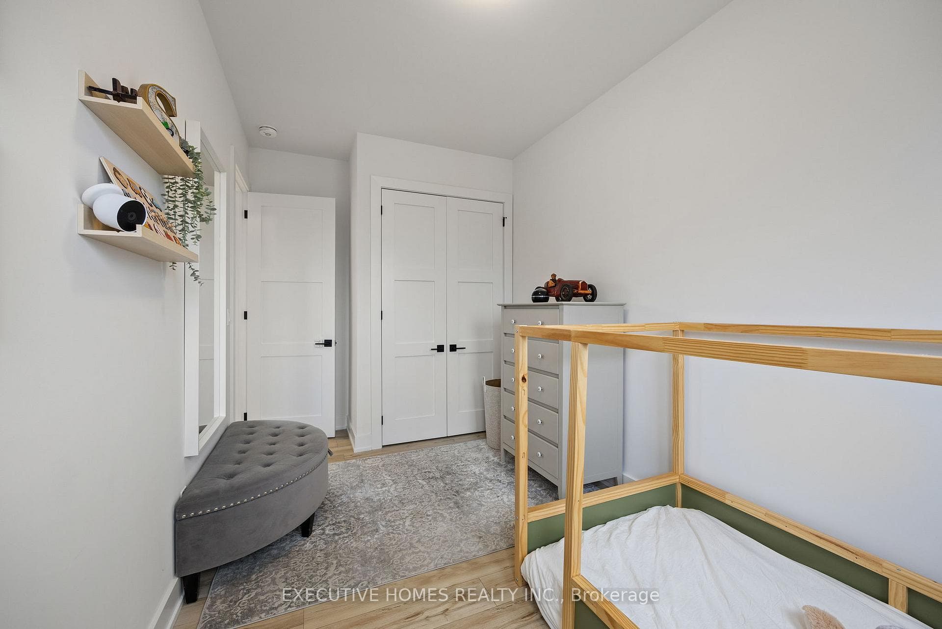 31 King George Road photo 23