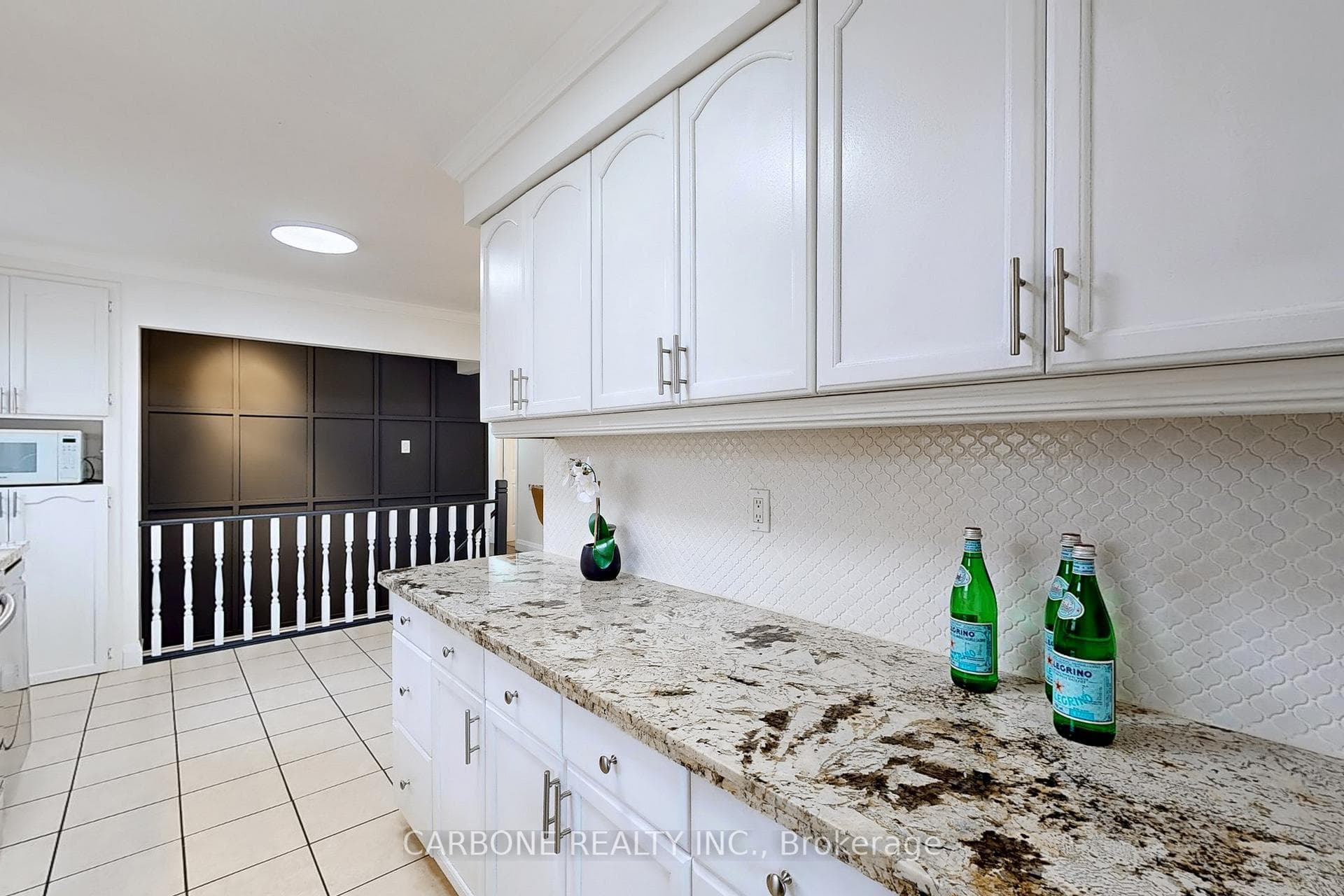 62 Valerie Court photo 14
