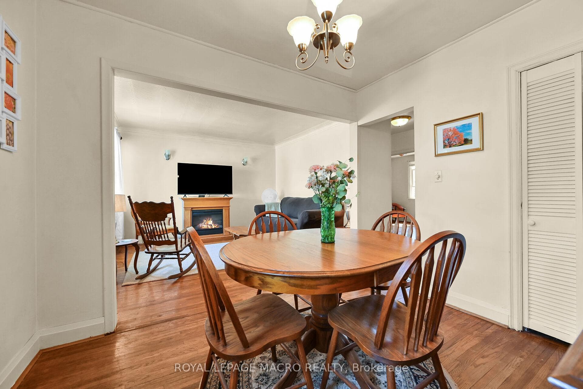 288 Tolton Avenue photo 16