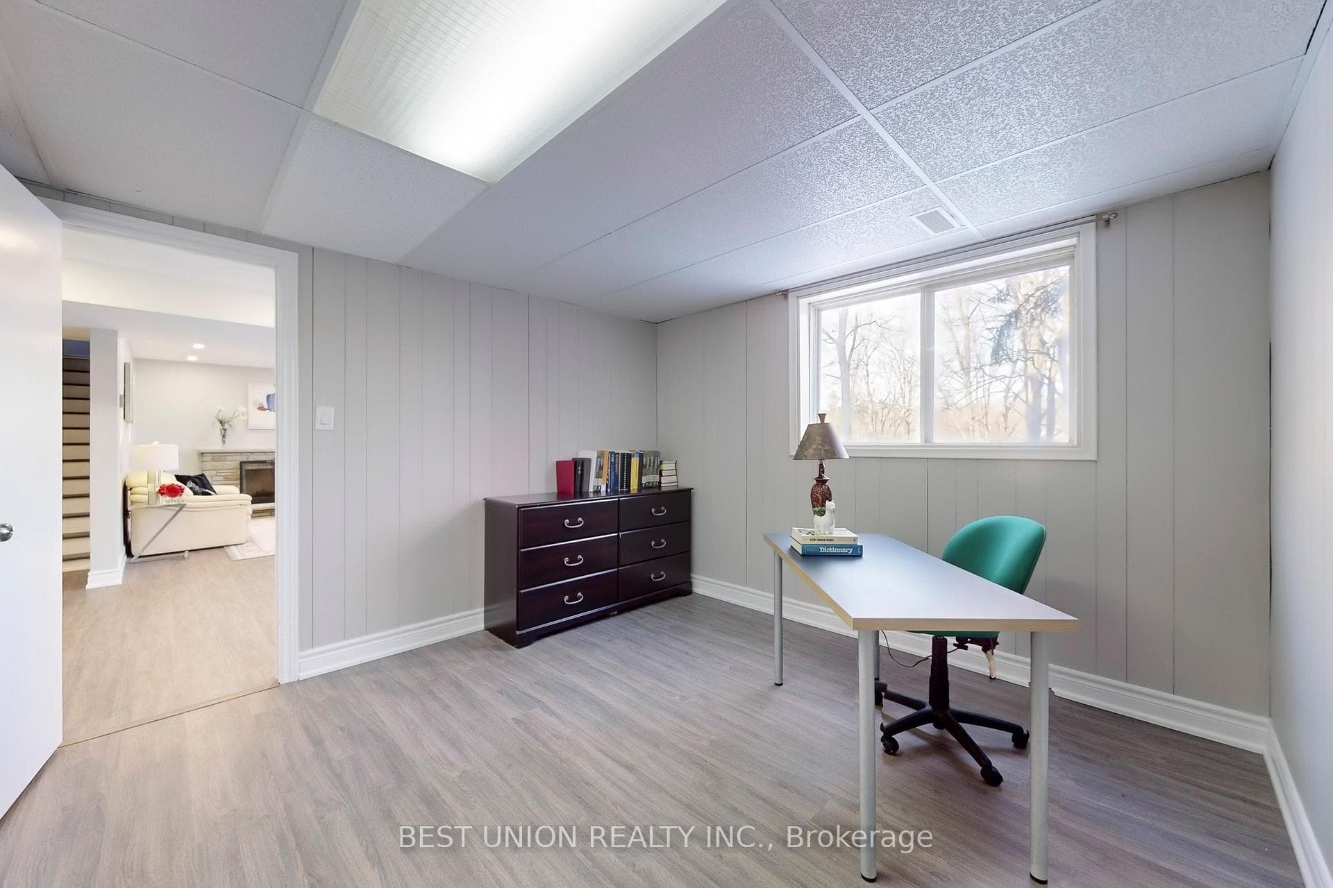 47 Francine Drive photo 34