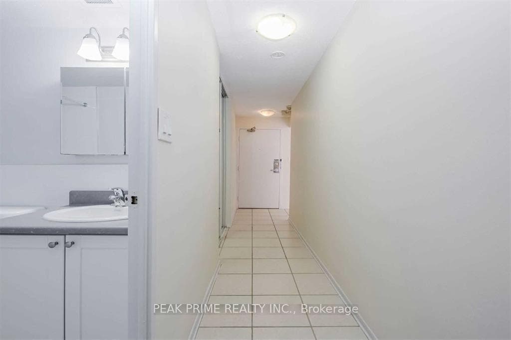 1 Massey Square Unit Ph 18 photo 20