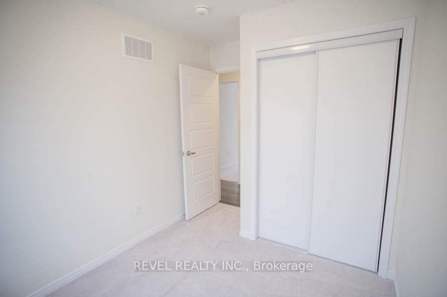 229 Gillespie Drive photo 15