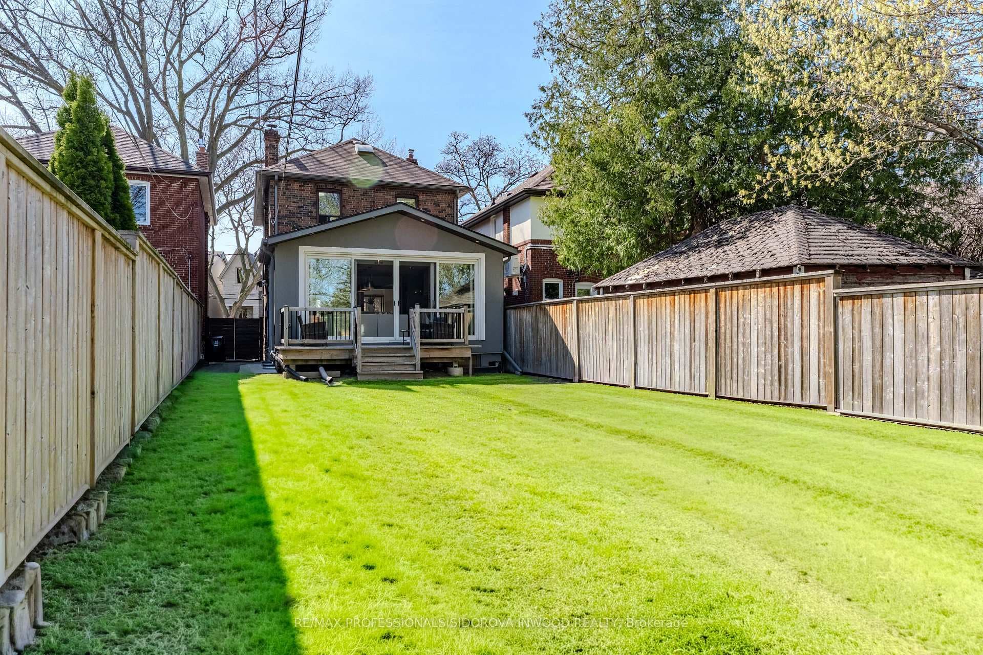 17 Mossom Road photo 31