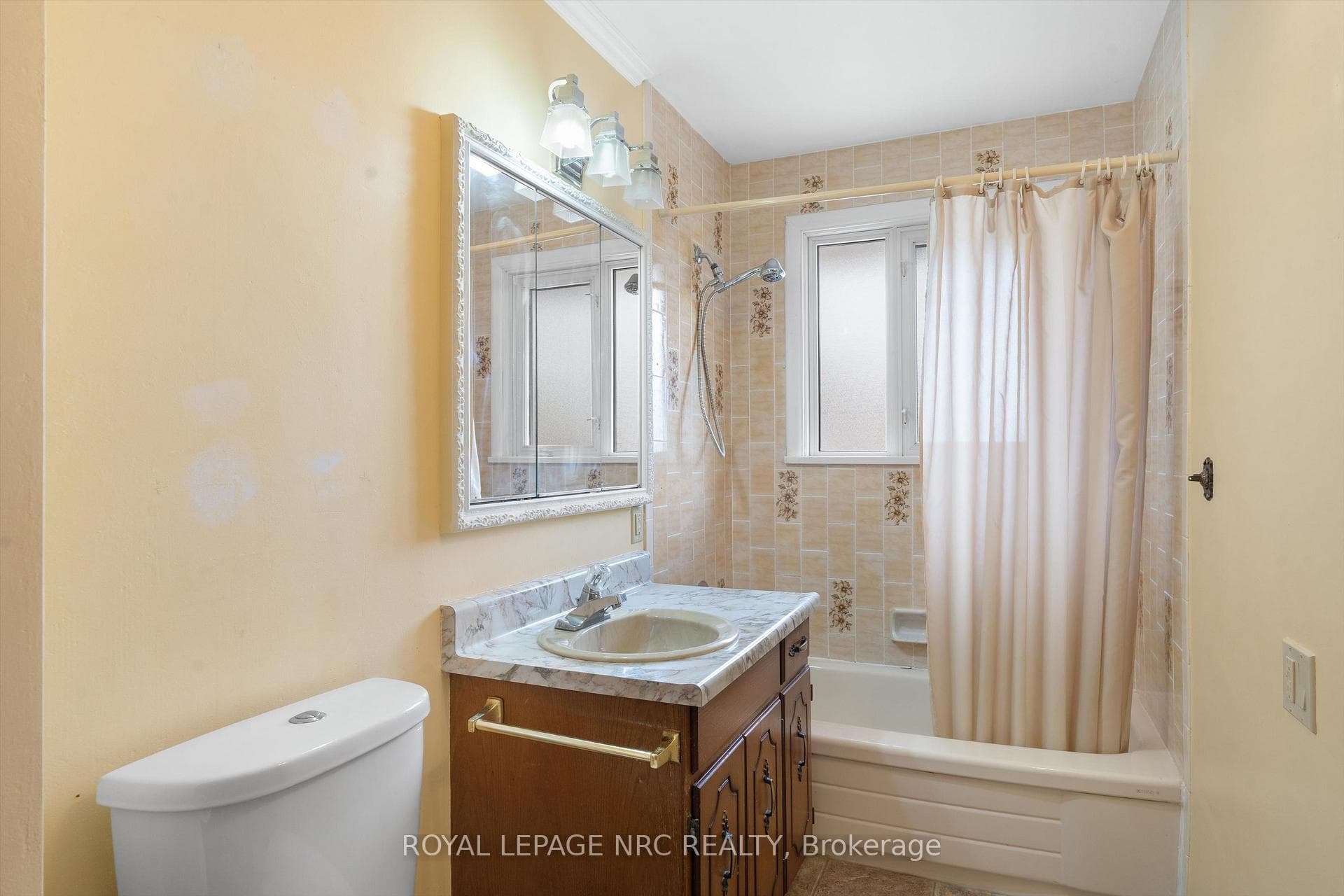 6502 Brock Street photo 20