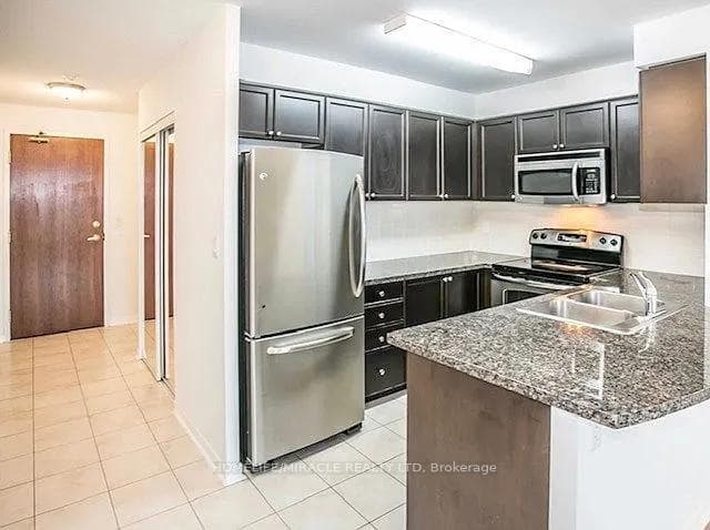 4900 Glen Erin Drive Unit 901 photo 9