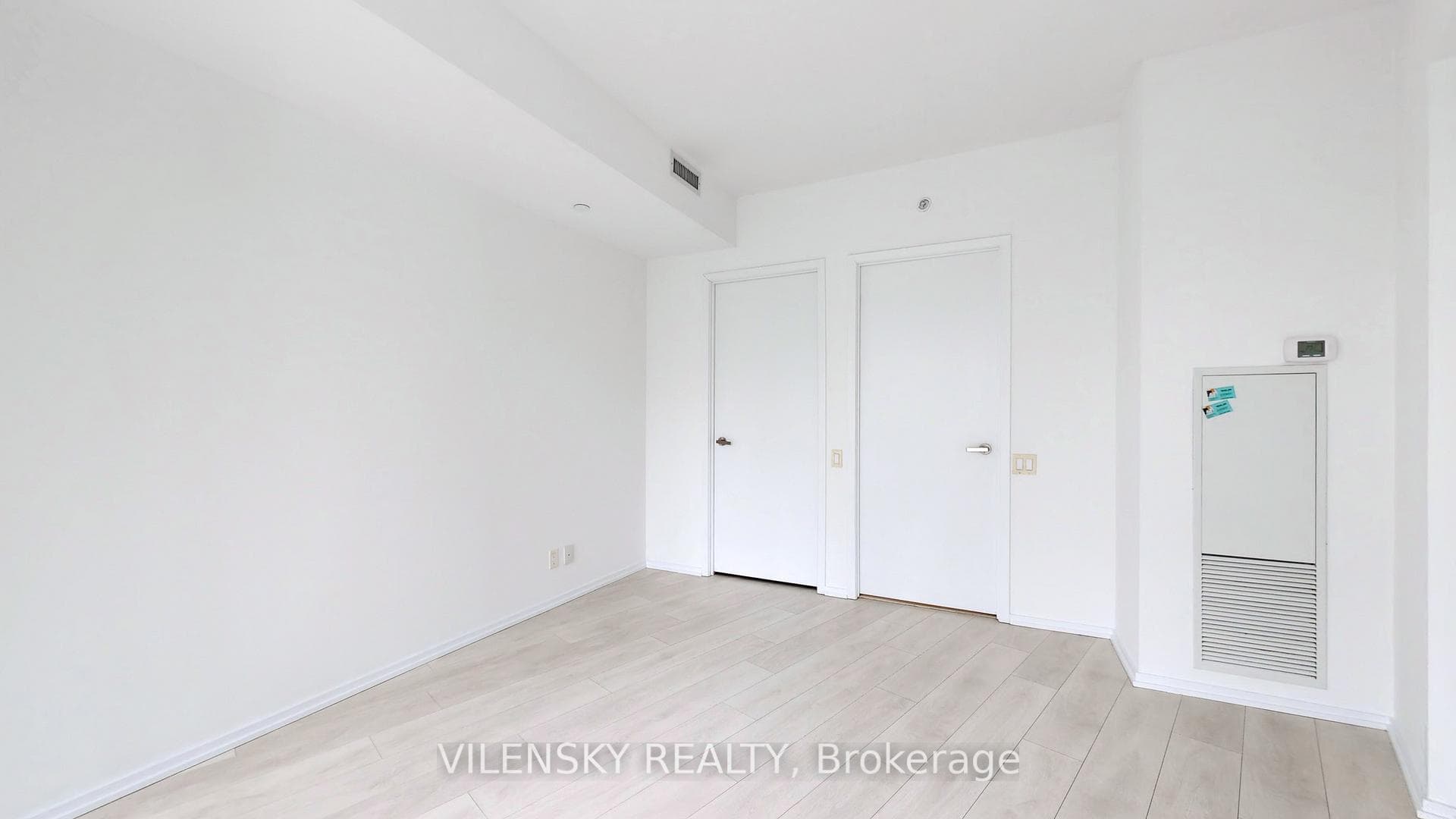 125 Peter Street Unit 3311 photo 26