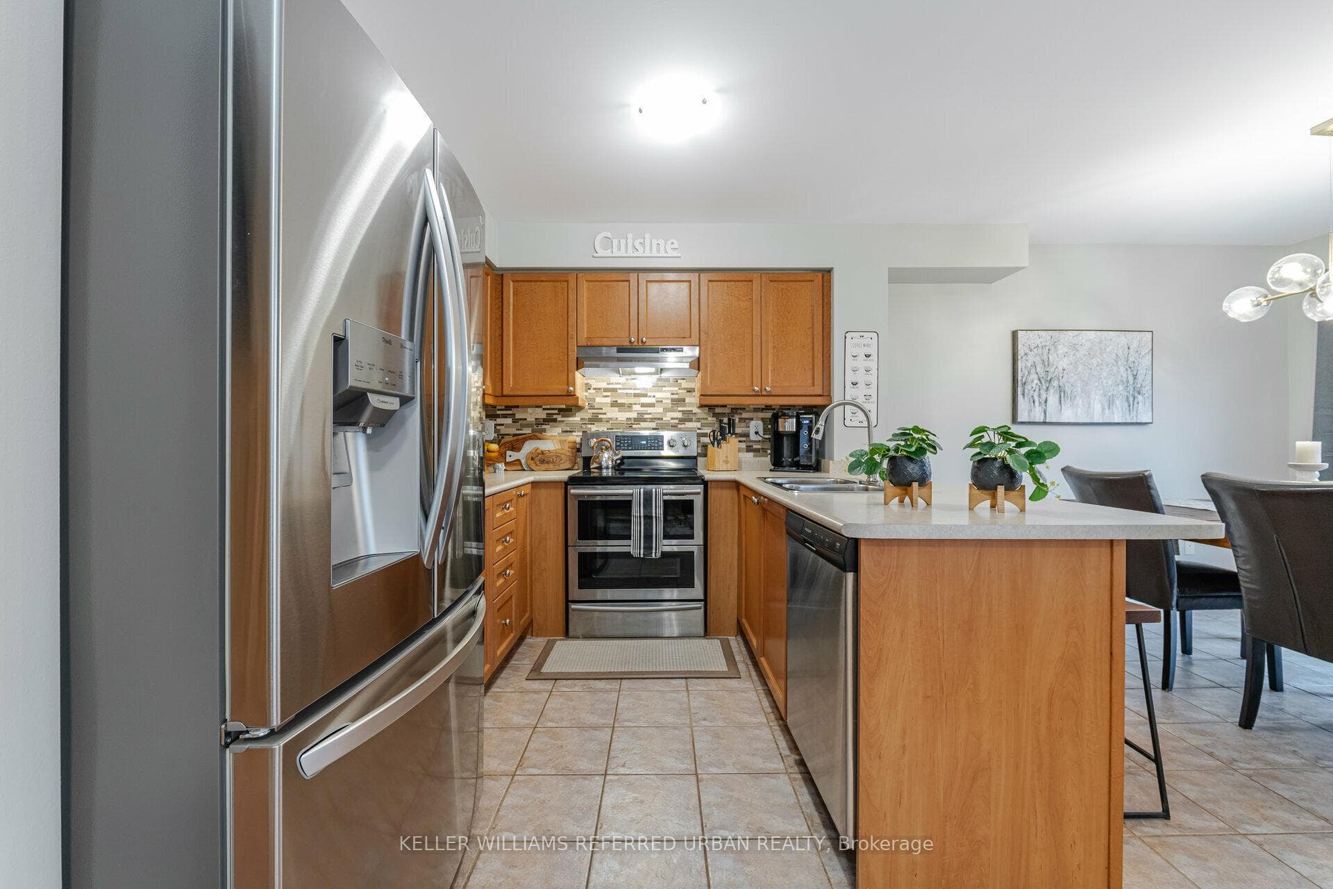 7 Allworth Crescent photo 13