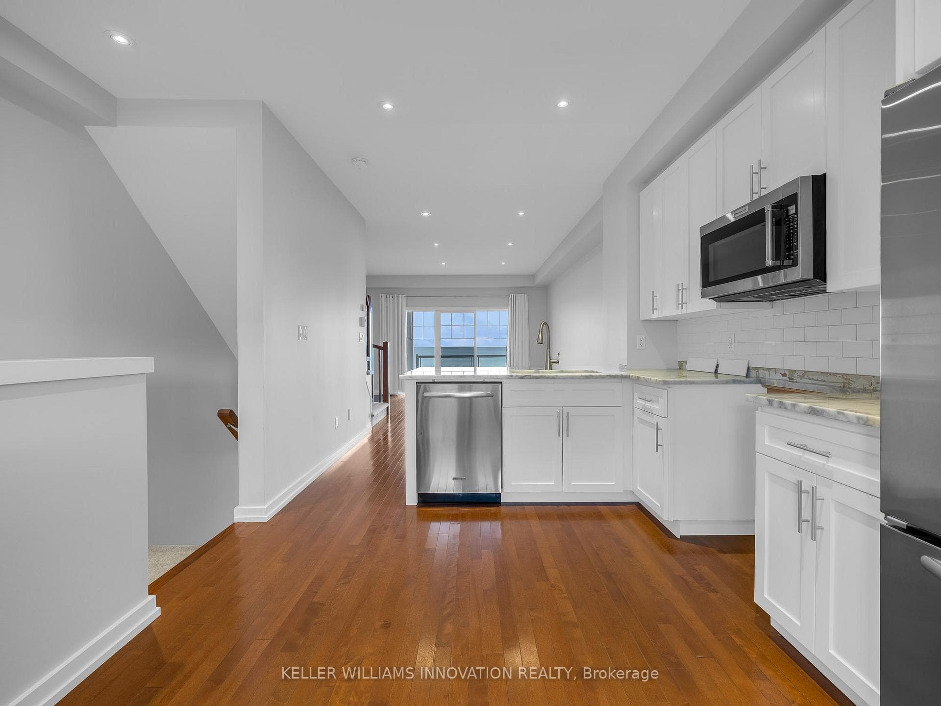 337 Beach Boulevard Unit 10 photo 3