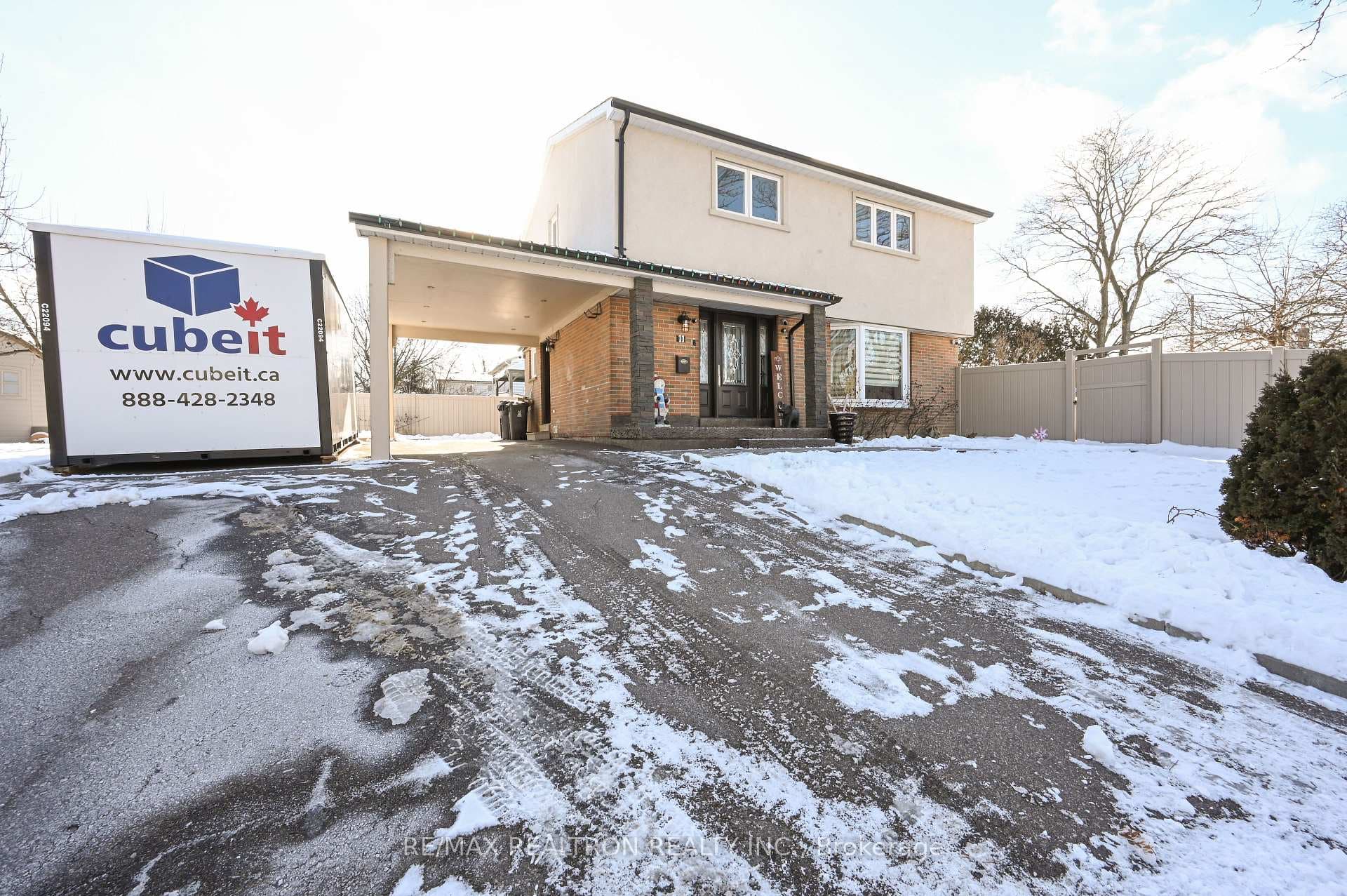 11 Midhurst Drive Unit Main photo 4