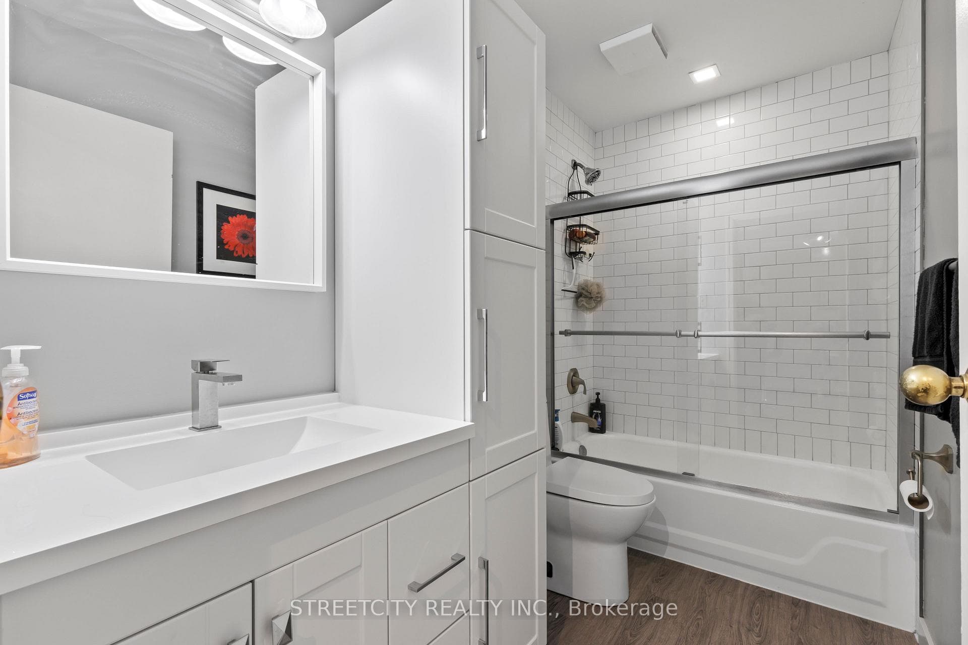 731 Deveron Crescent Unit 314 photo 14