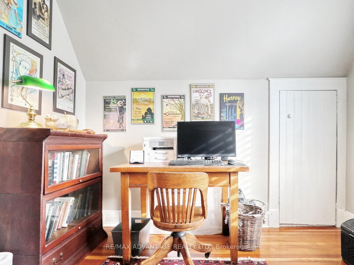 526 Chester Street photo 35