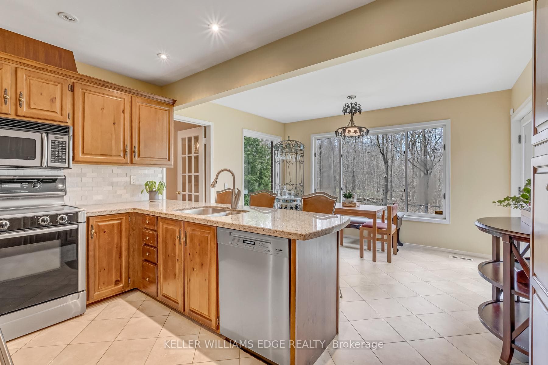 1201 Rushbrooke Drive photo 11