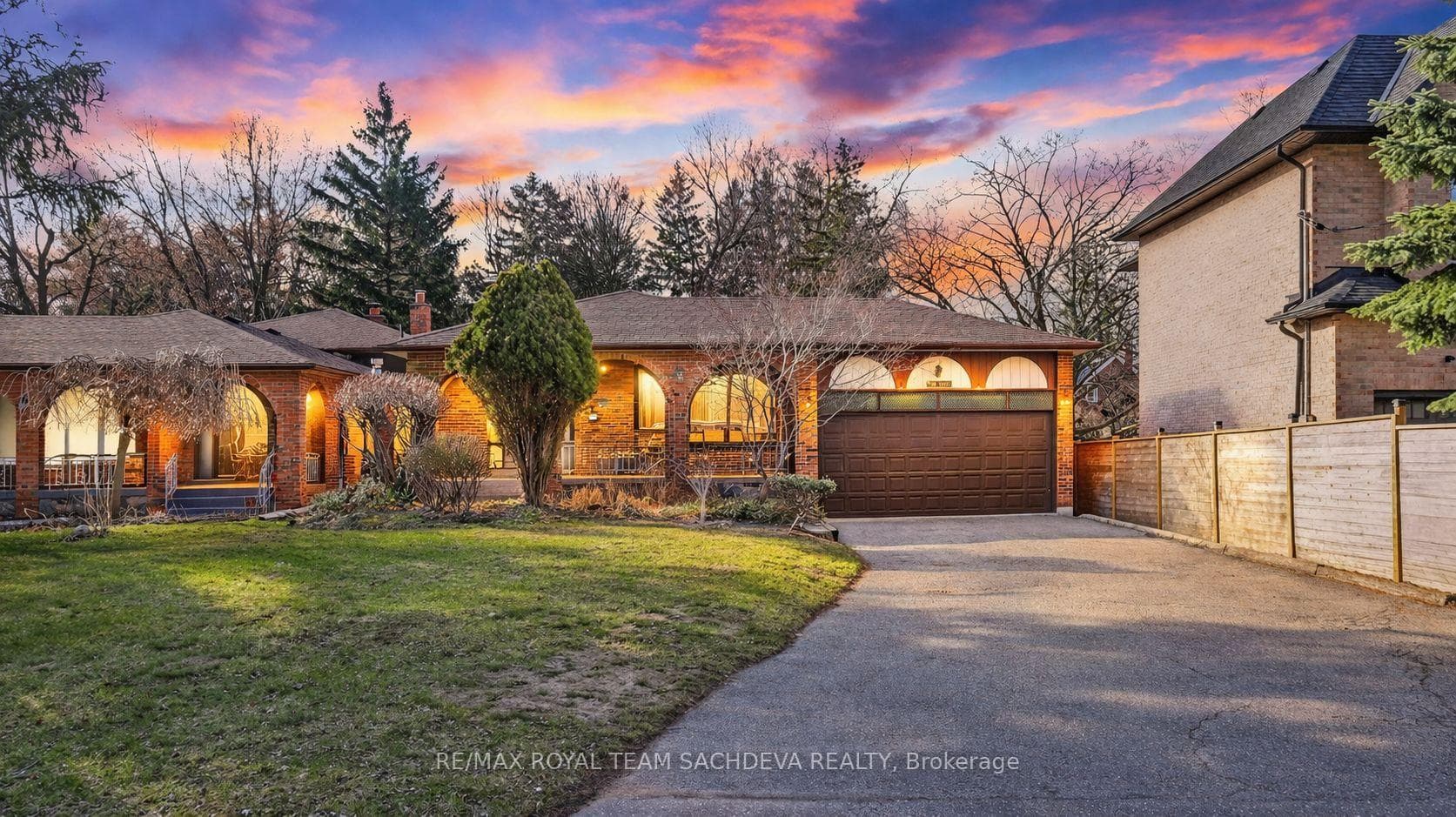 4611 Kingston Road photo 1