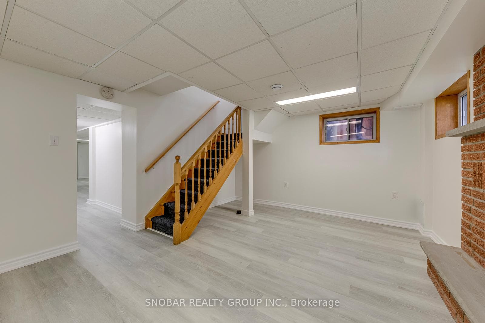 97 Guestville Avenue photo 28