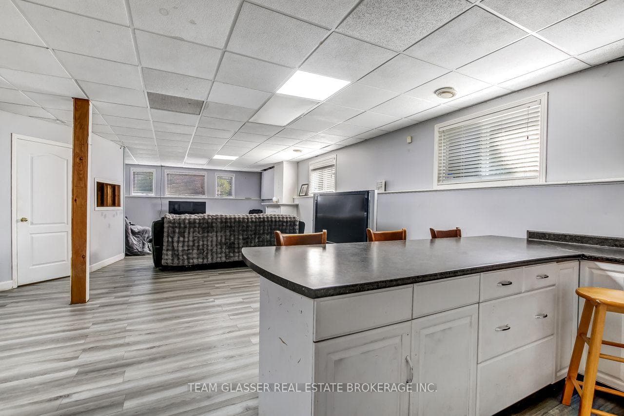 23999 Mayfair Road photo 28