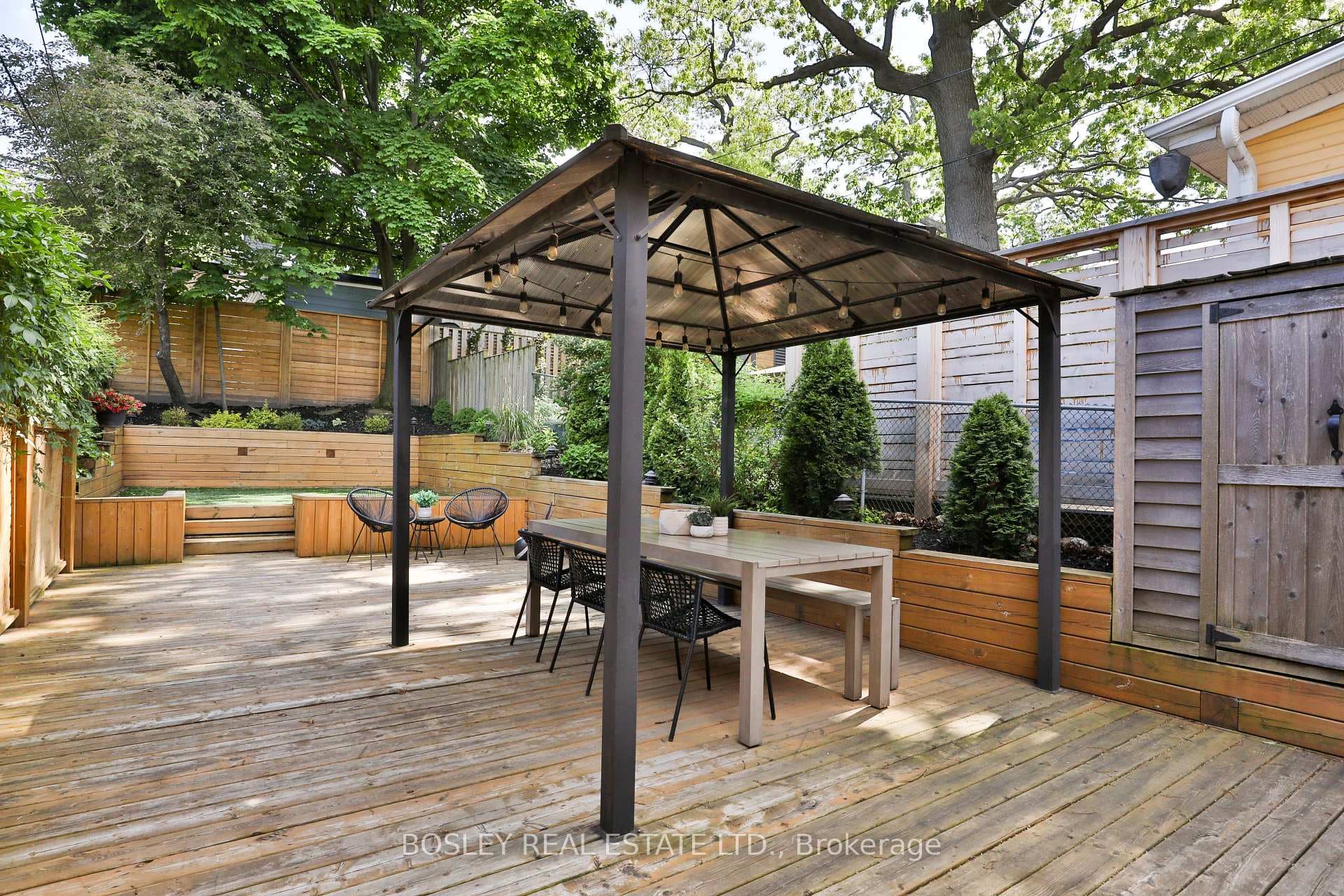 53 Woodside Avenue photo 36