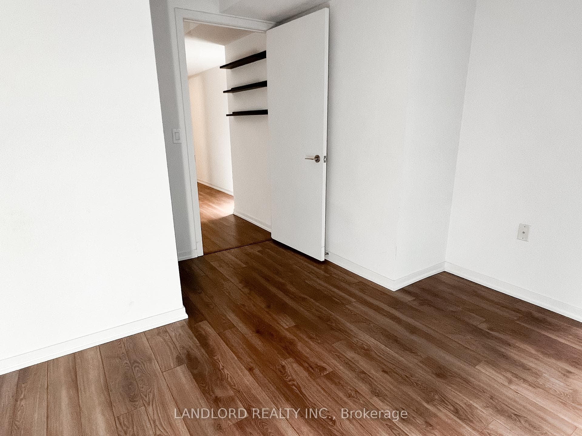 36 lisgar Street Unit 1210E photo 8