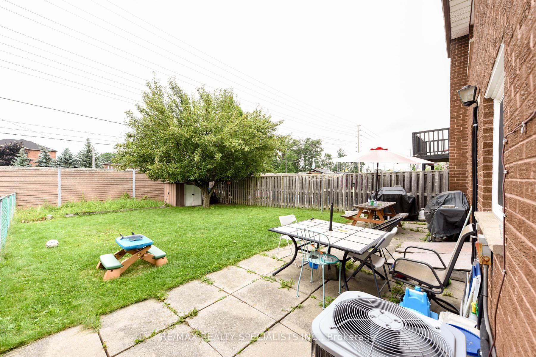 4260 Poltava Crescent photo 38