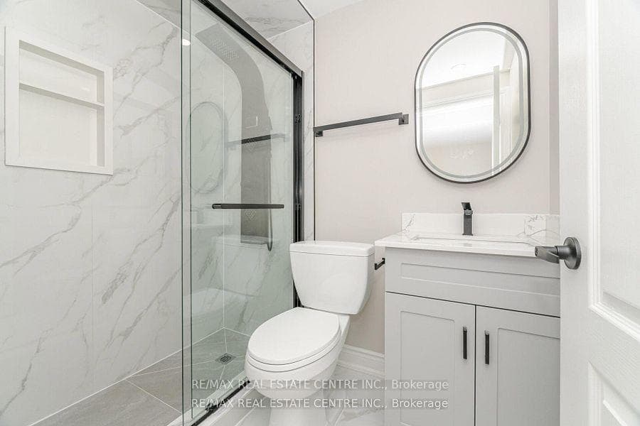 42 Sedgewick Circle photo 44