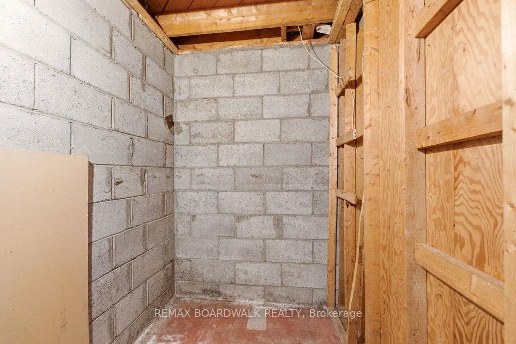 1279 Adirondack Drive photo 26