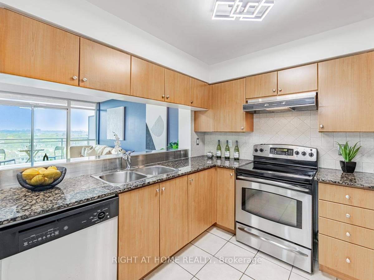 185 Legion Road Unit 1803 photo 15