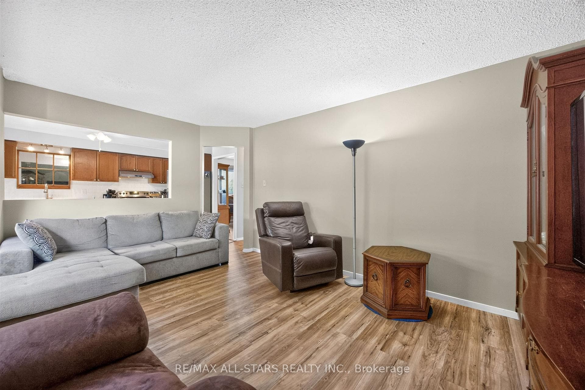 68 Patterson Crescent photo 16
