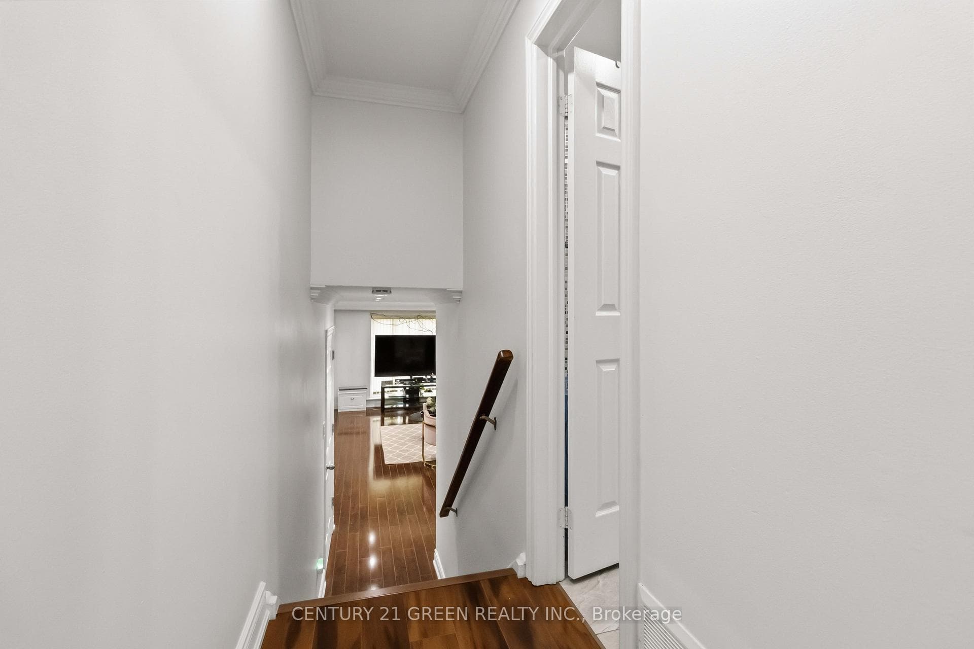 74 Davenport Crescent photo 21