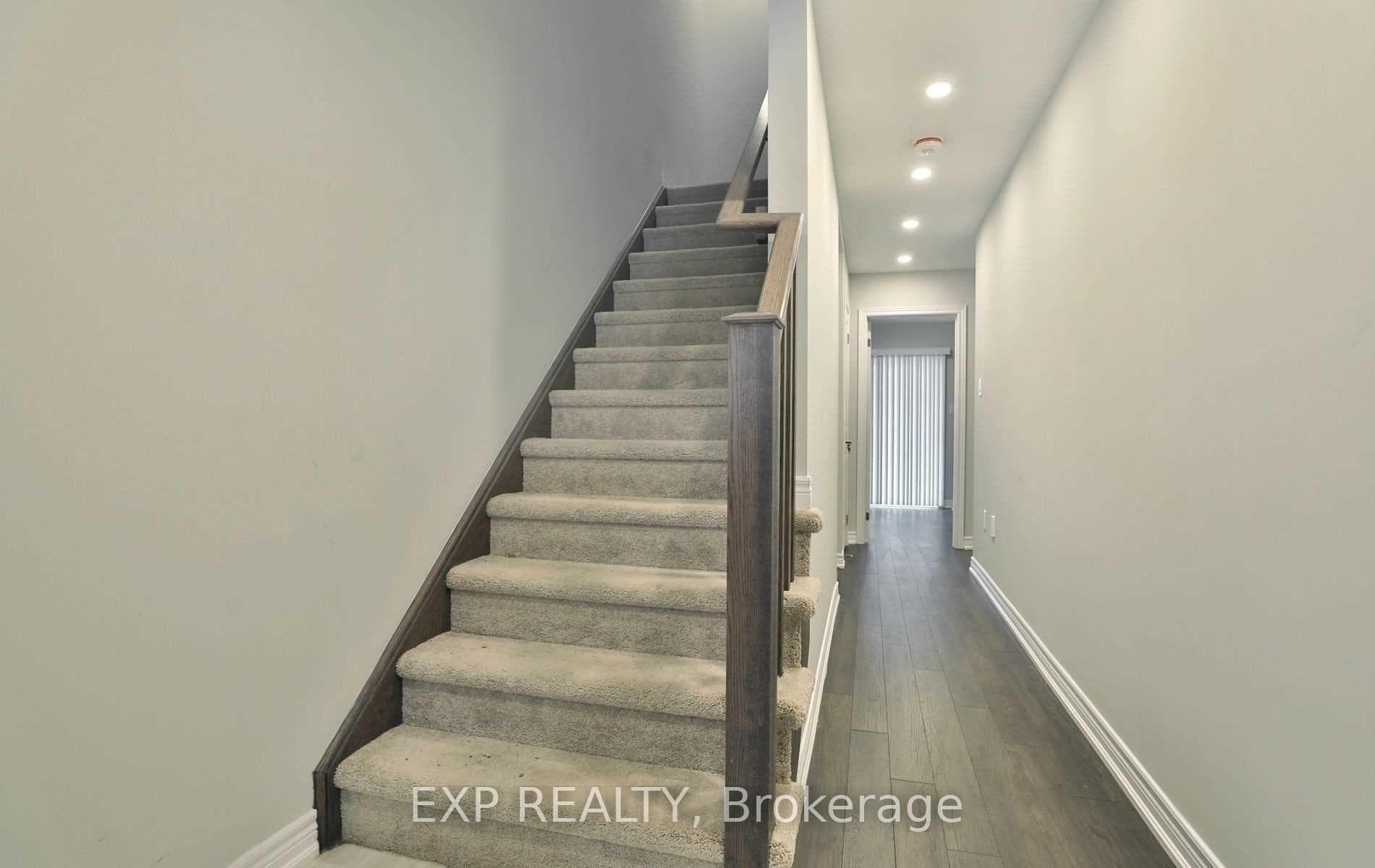 32 Rapids Lane photo 4