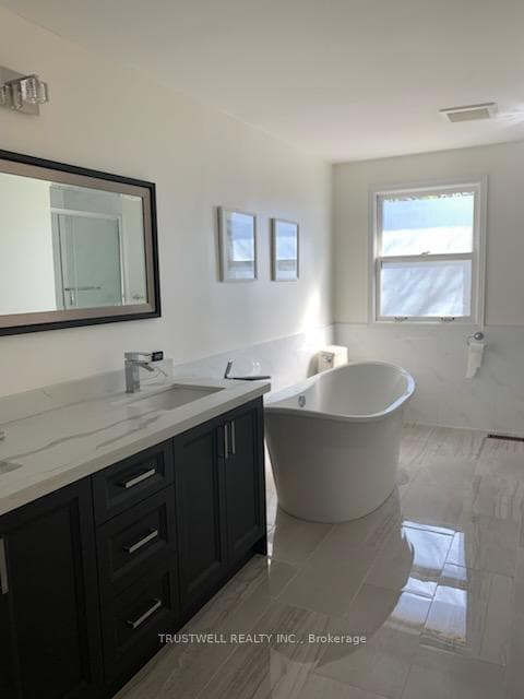 82 Ferndell Circle photo 6